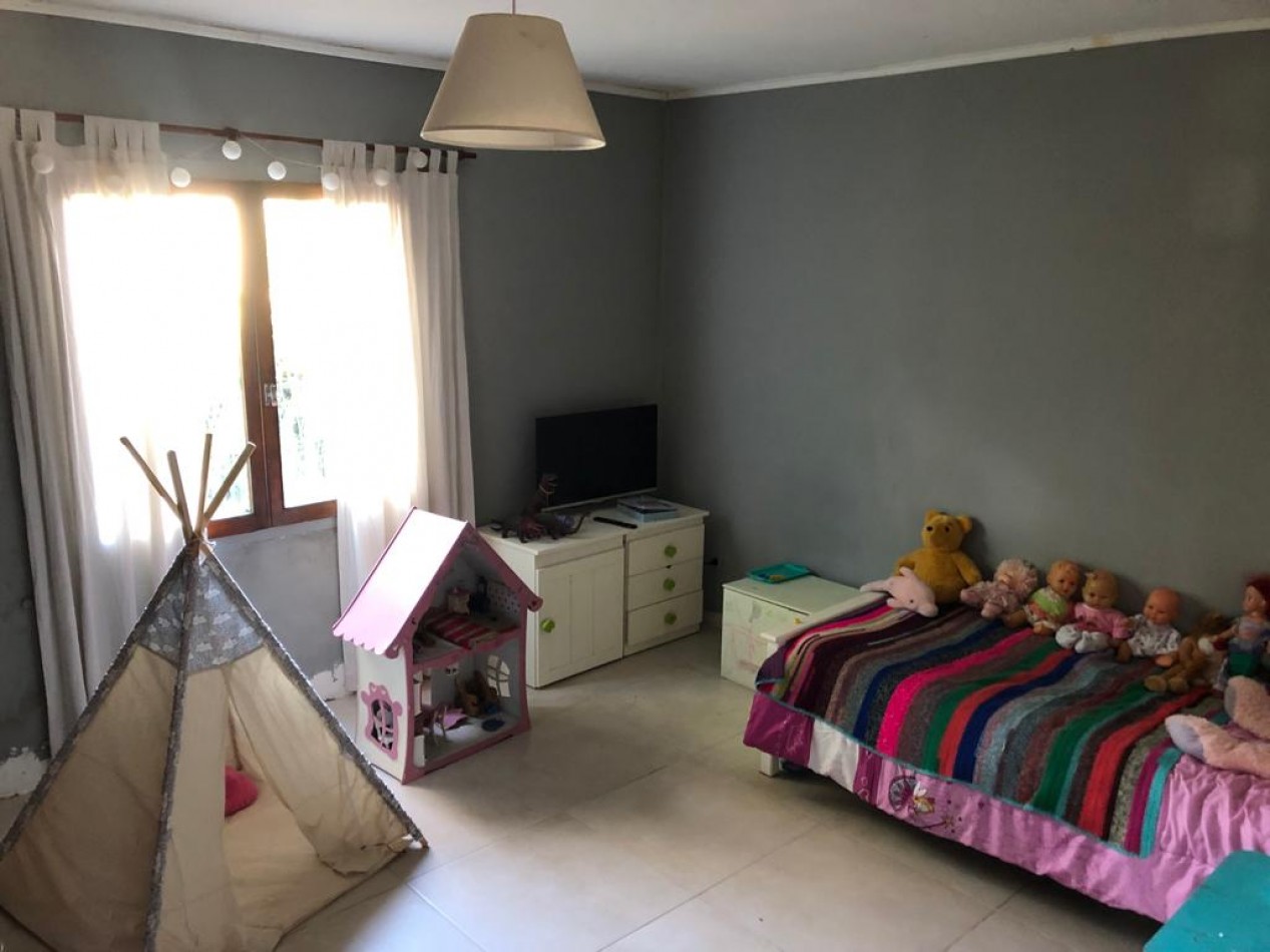 CHALET 3 AMB. BARRIO EL SOSIEGO