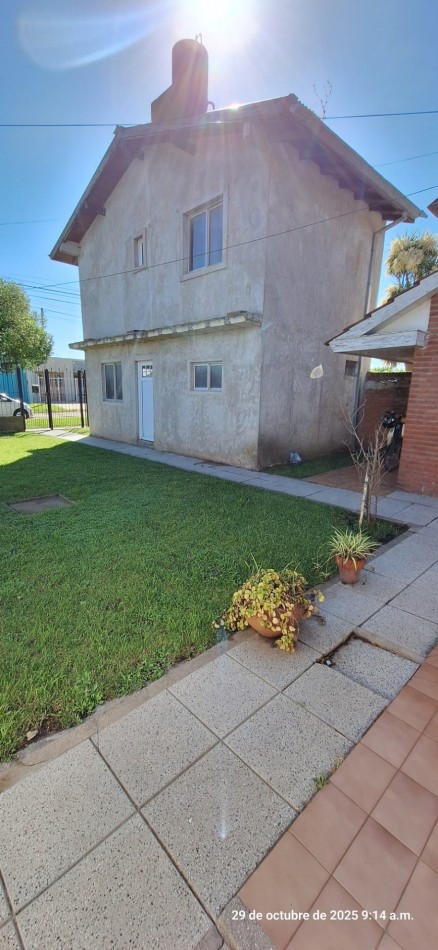 CASA 2 VIVIENDAS BARRIO 9 DE JULIO