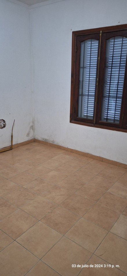 CASA 3 AMB + DEPARTAMENTO 2 AMB PARQUE LURO
