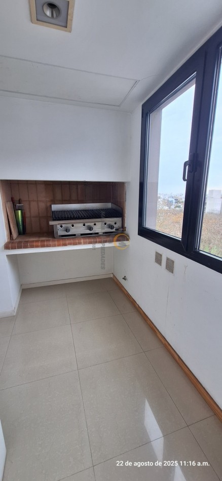 SEMIPISO 4 AMBIENTES-BARRIO PRIMERA JUNTA