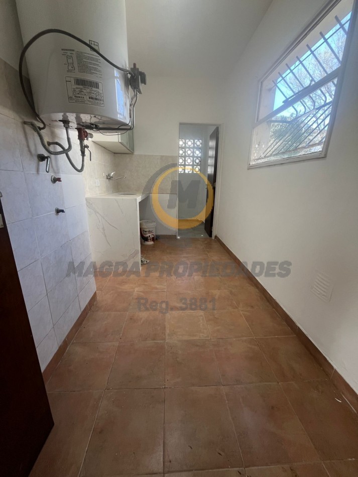VENTA DEPTO   P.B. 4 AMBIENTES