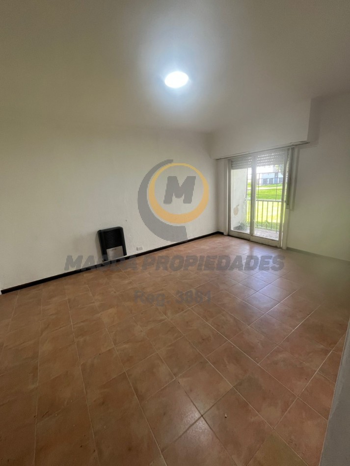 VENTA DEPTO   P.B. 4 AMBIENTES