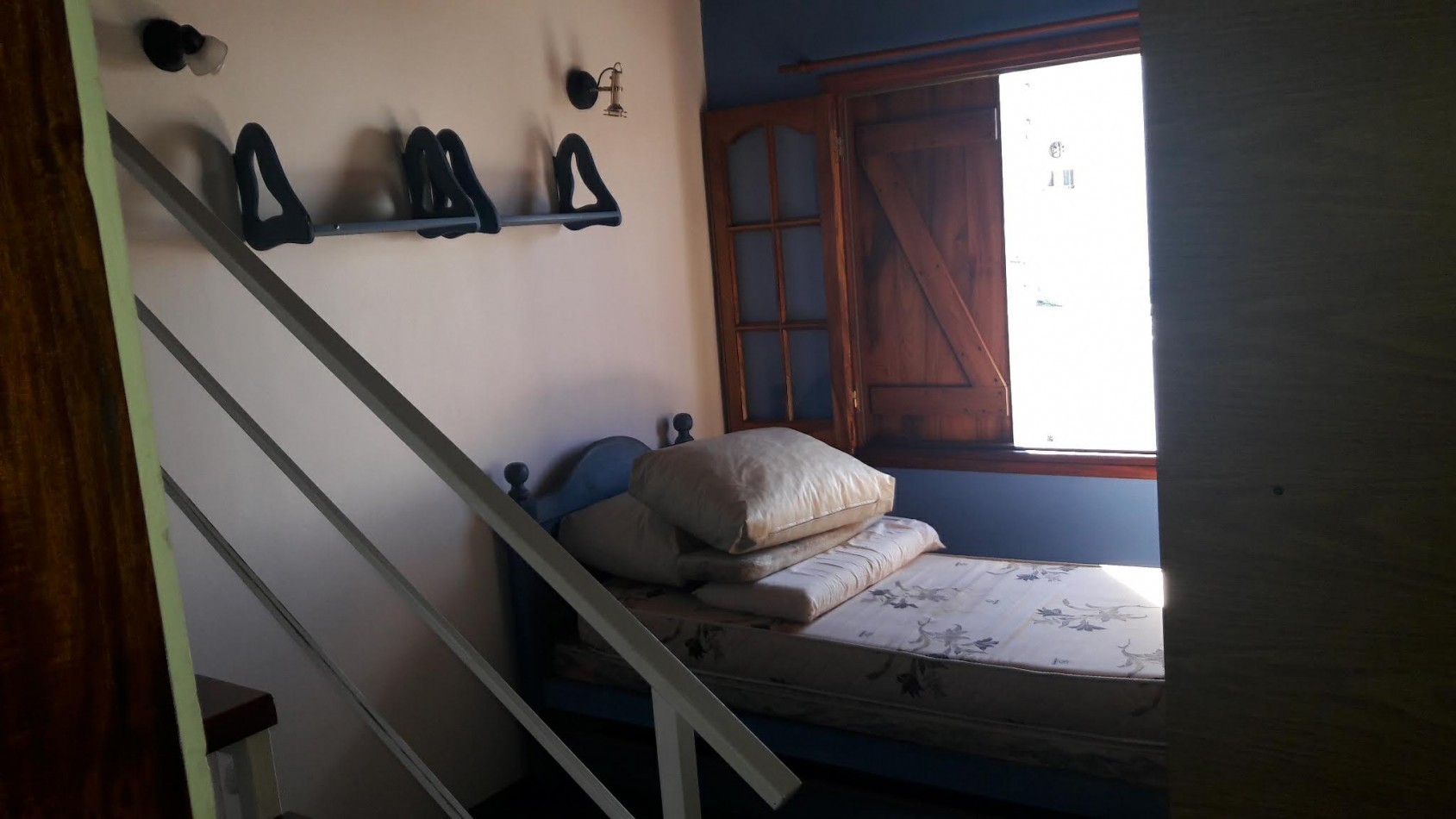 CHALET 3 AMB. Y DEPARTAMENTO BARRIO LOS ANDES