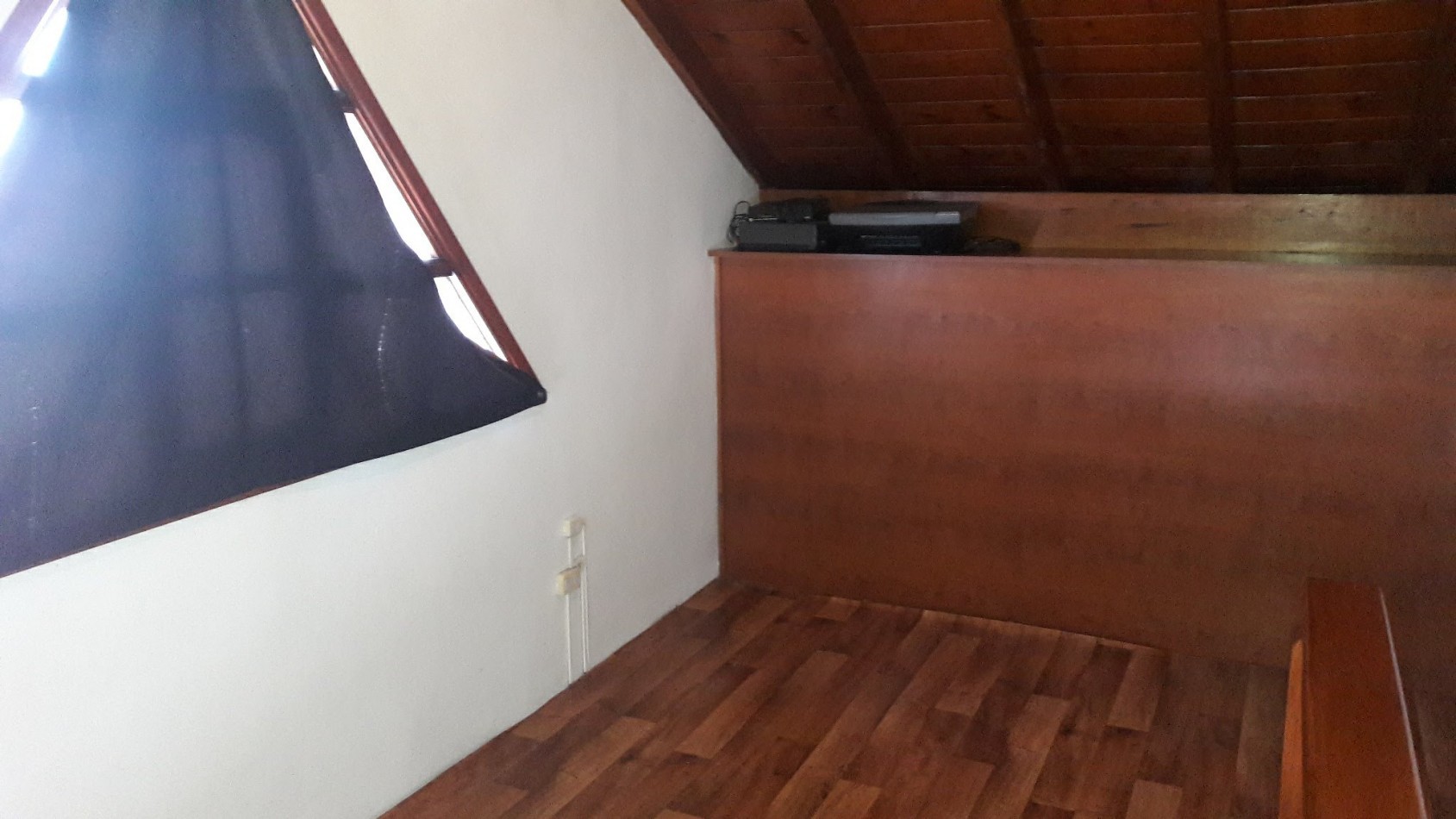 CHALET 3 AMB. Y DEPARTAMENTO BARRIO LOS ANDES