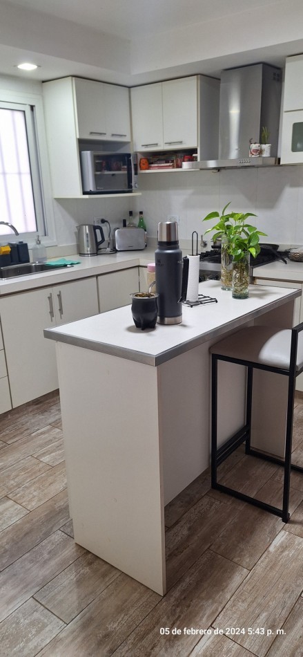 CHALET 3 AMB. Y DEPARTAMENTO BARRIO LOS ANDES
