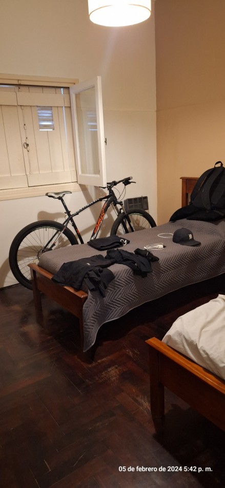 CHALET 3 AMB. Y DEPARTAMENTO BARRIO LOS ANDES